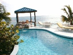 Sint-Maarten villa with private beach